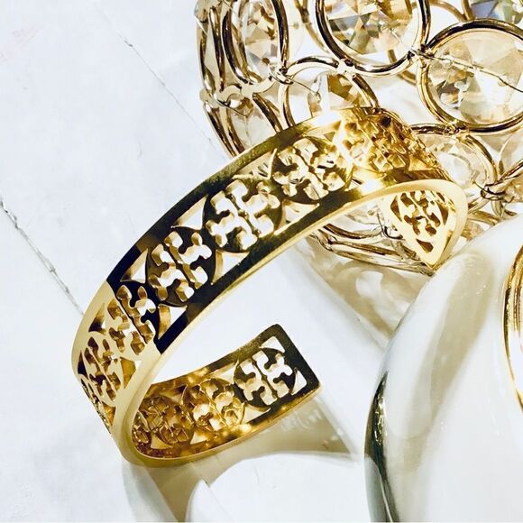 TORY BURCH OPEN BRACELET CUFF 18K GOLD/BRASS - Picture 9 of 9